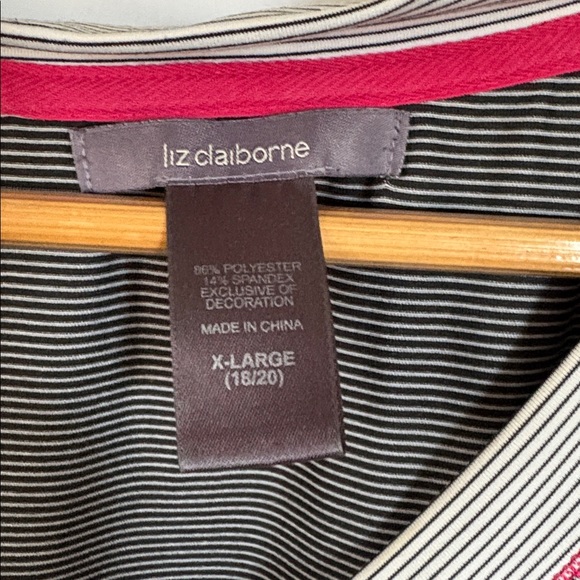 Liz Claiborne Charcoal and Pink Lounge Set - Picture 3 of 9